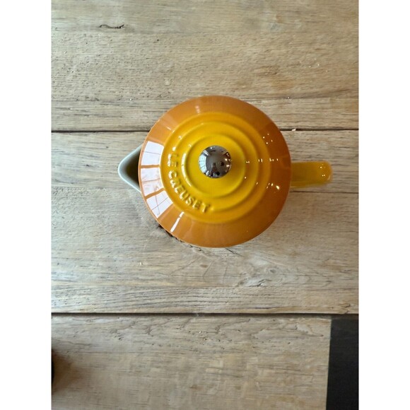 Le Creuset Stoneware 34 oz 1 Liter French Press Nectar Yellow NEW - Picture 10 of 12